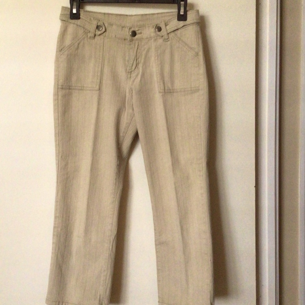 NWOT Coconut Republic Capri Multi-Zip Pockets 70s Style Jeans Size 9/10